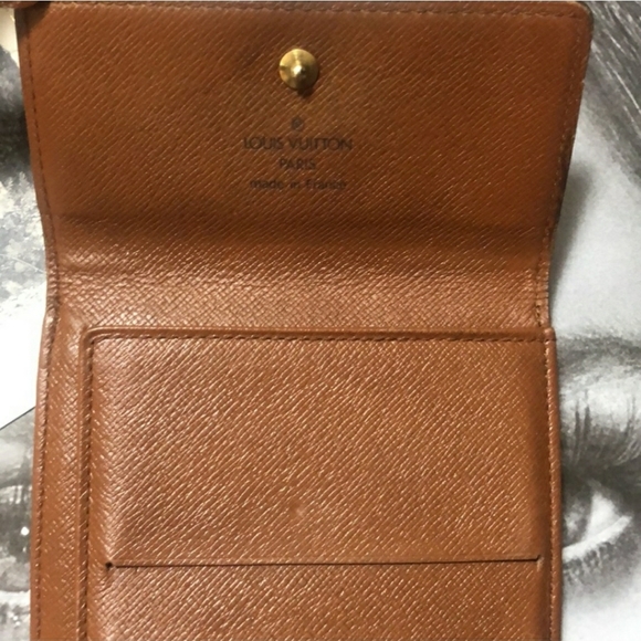 Louis Vuitton Bifold Wallet - Picture 5 of 14